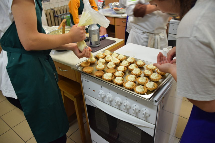 Kurs gastronomiczny  „Gotuj z nauczycielem”