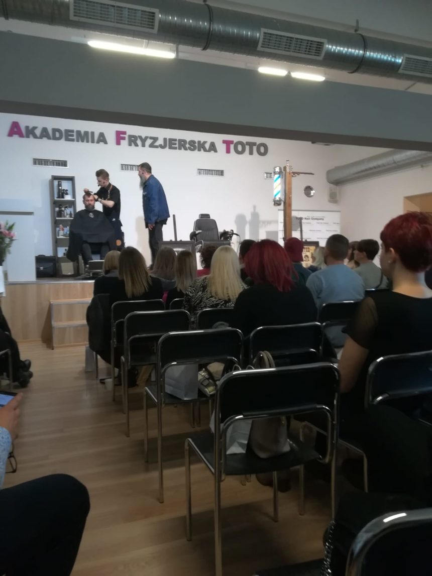 Szkolenie fryzjerskie Szkolenie fryzjerskie